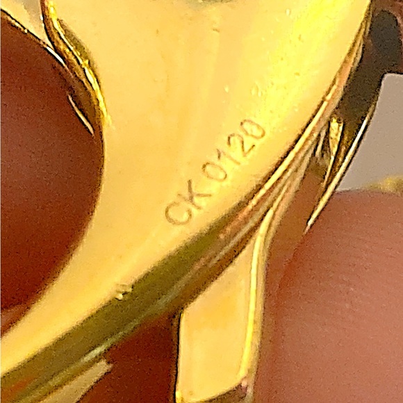 LOW STARTπ₯π₯π₯π₯Louis Vuitton Bijoux Sac Tapage
Gold Tone Key Ring Bag Charm - Picture 3 of 11